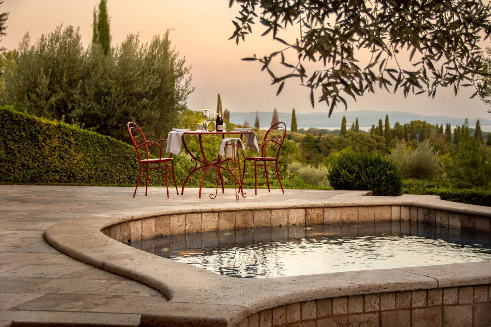 I Capricci Di Merion - Resort & Spa ตัวโร ซุล ตราซิเมโน ภายนอก รูปภาพ